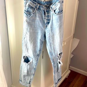 H&M distressed jeans (boyfriend cut)